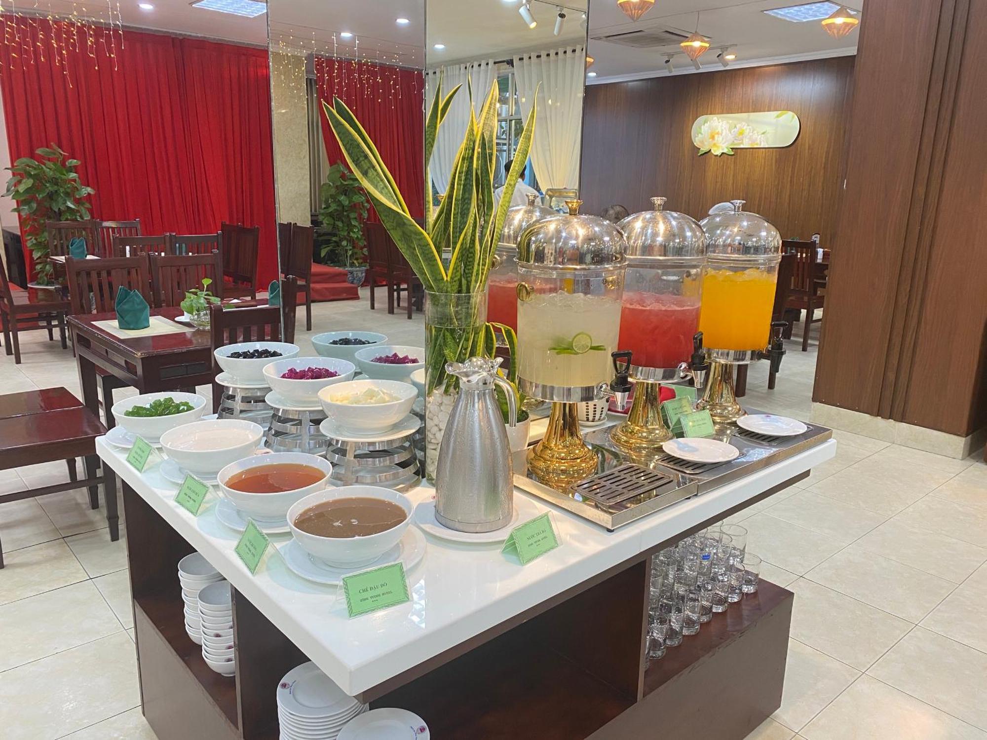 Hotel Khach San Hung Vuong Quang Ngai Esterno foto