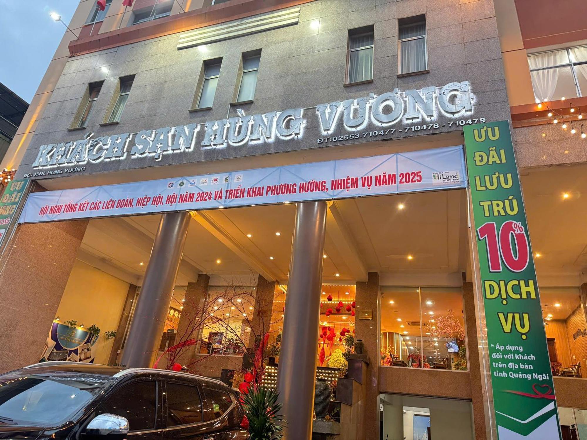 Hotel Khach San Hung Vuong Quang Ngai Esterno foto