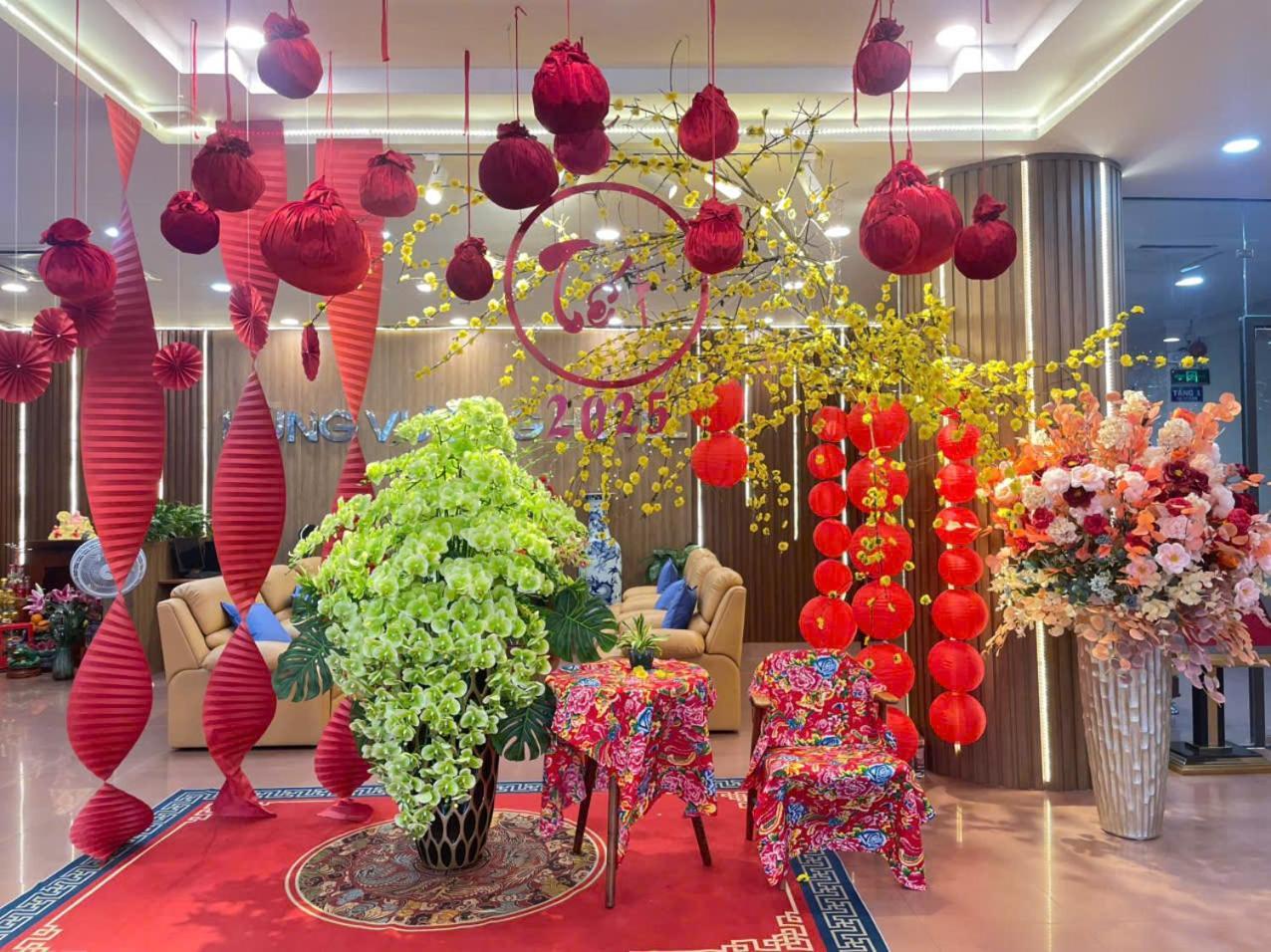 Hotel Khach San Hung Vuong Quang Ngai Esterno foto
