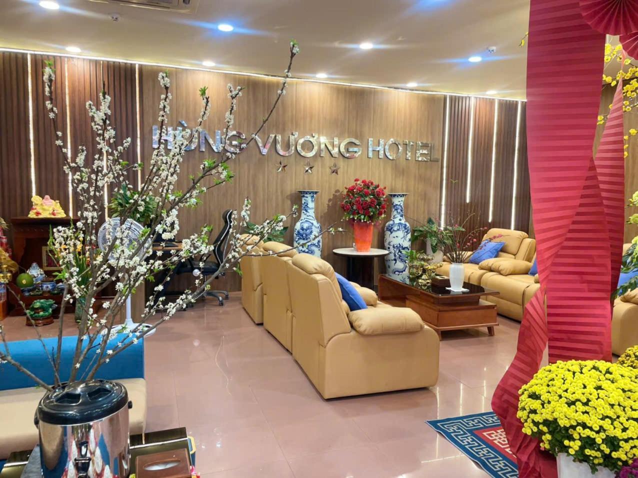 Hotel Khach San Hung Vuong Quang Ngai Esterno foto