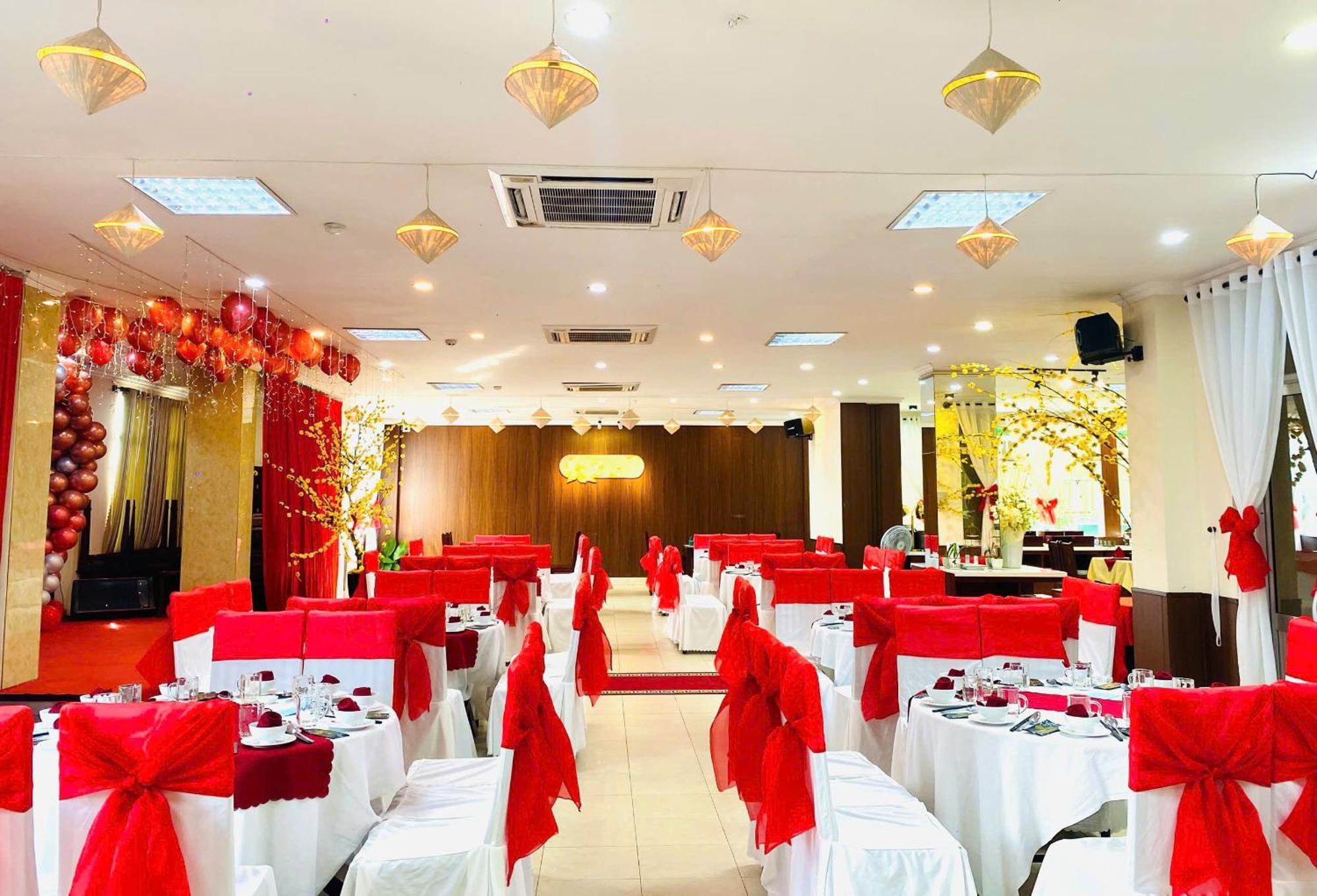 Hotel Khach San Hung Vuong Quang Ngai Esterno foto